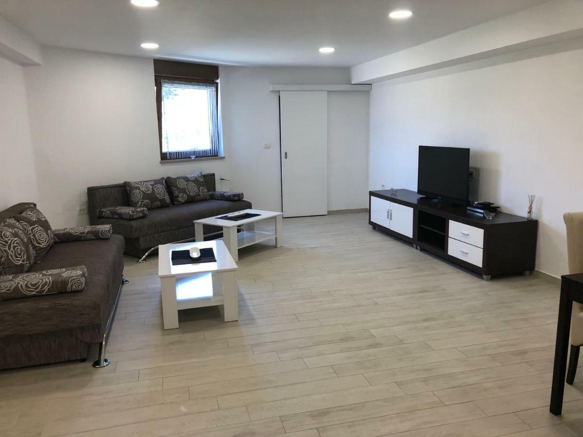 Apartamento Amela Pula Exterior foto
