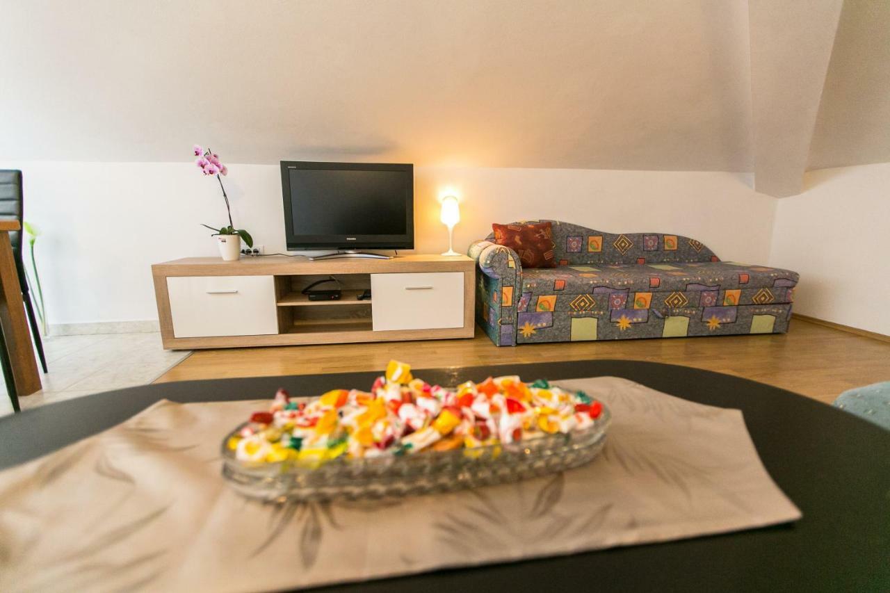 Apartamento Amela Pula Exterior foto