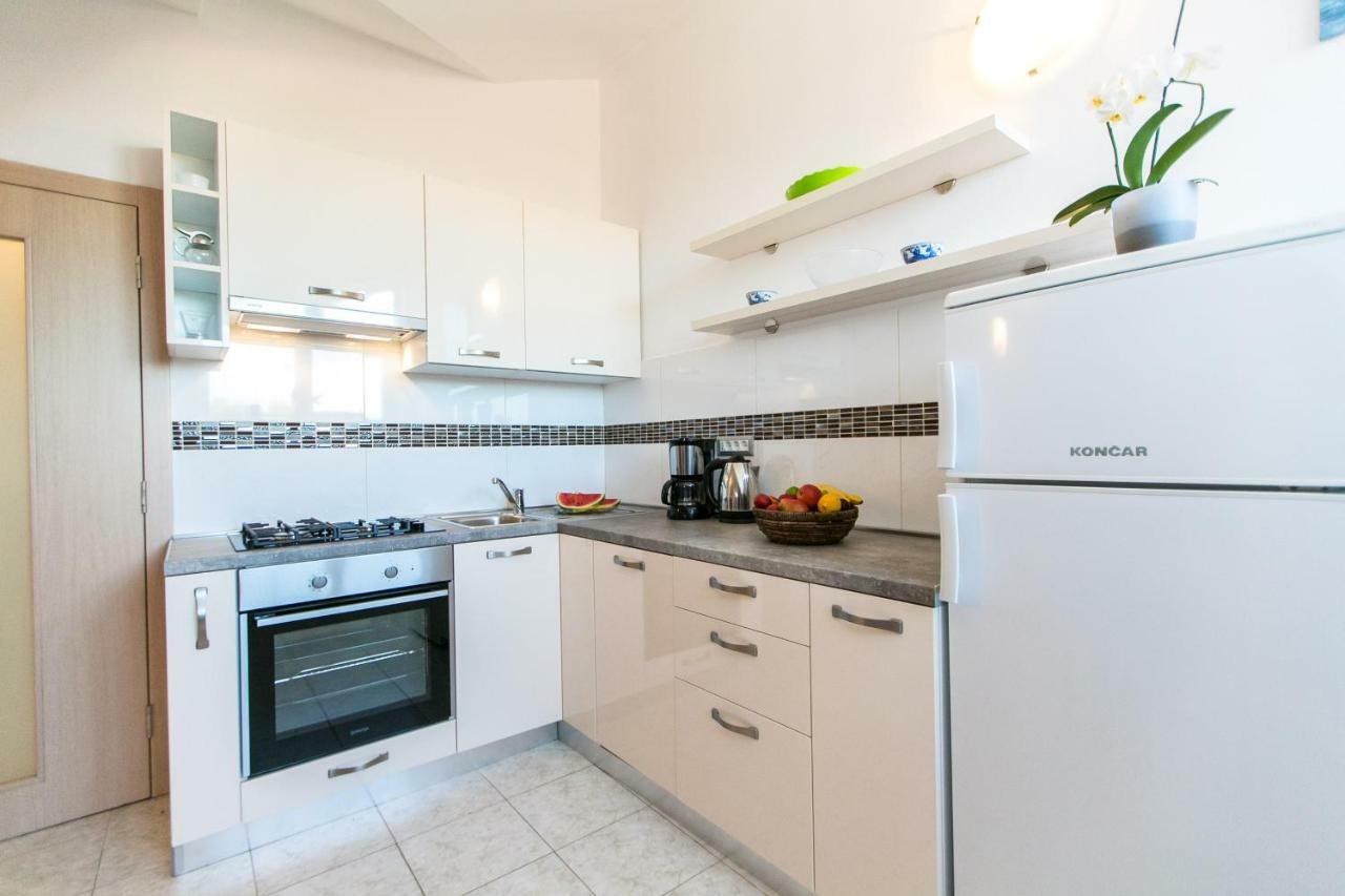 Apartamento Amela Pula Exterior foto