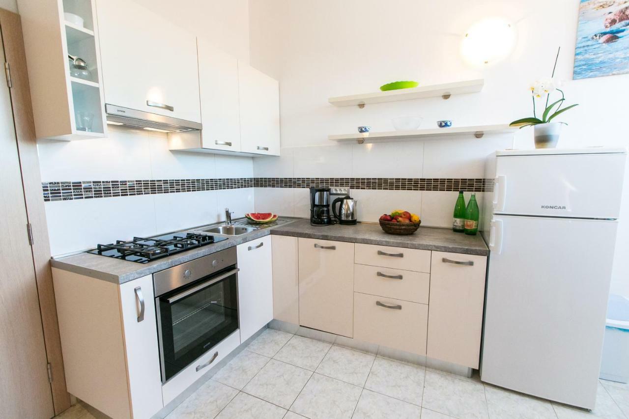 Apartamento Amela Pula Exterior foto