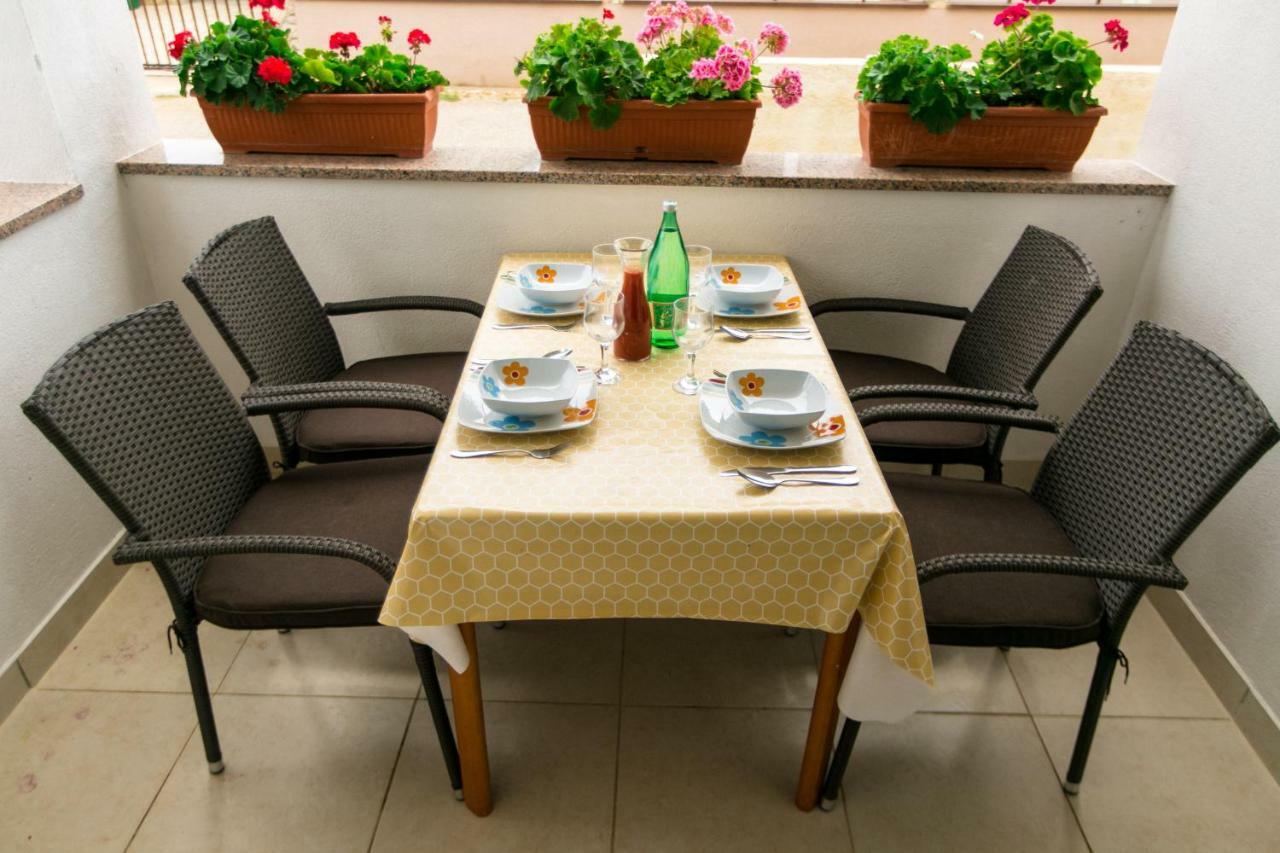 Apartamento Amela Pula Exterior foto